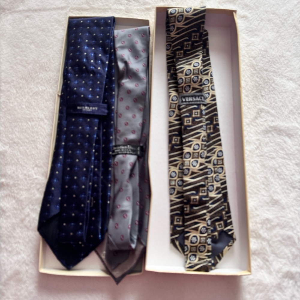 Versace, Christian Dior and Burberry bundle Geometric Tie - Picture 1 of 14